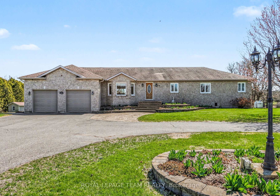 2370-county-18-road-north-grenville-ontario-x13046850