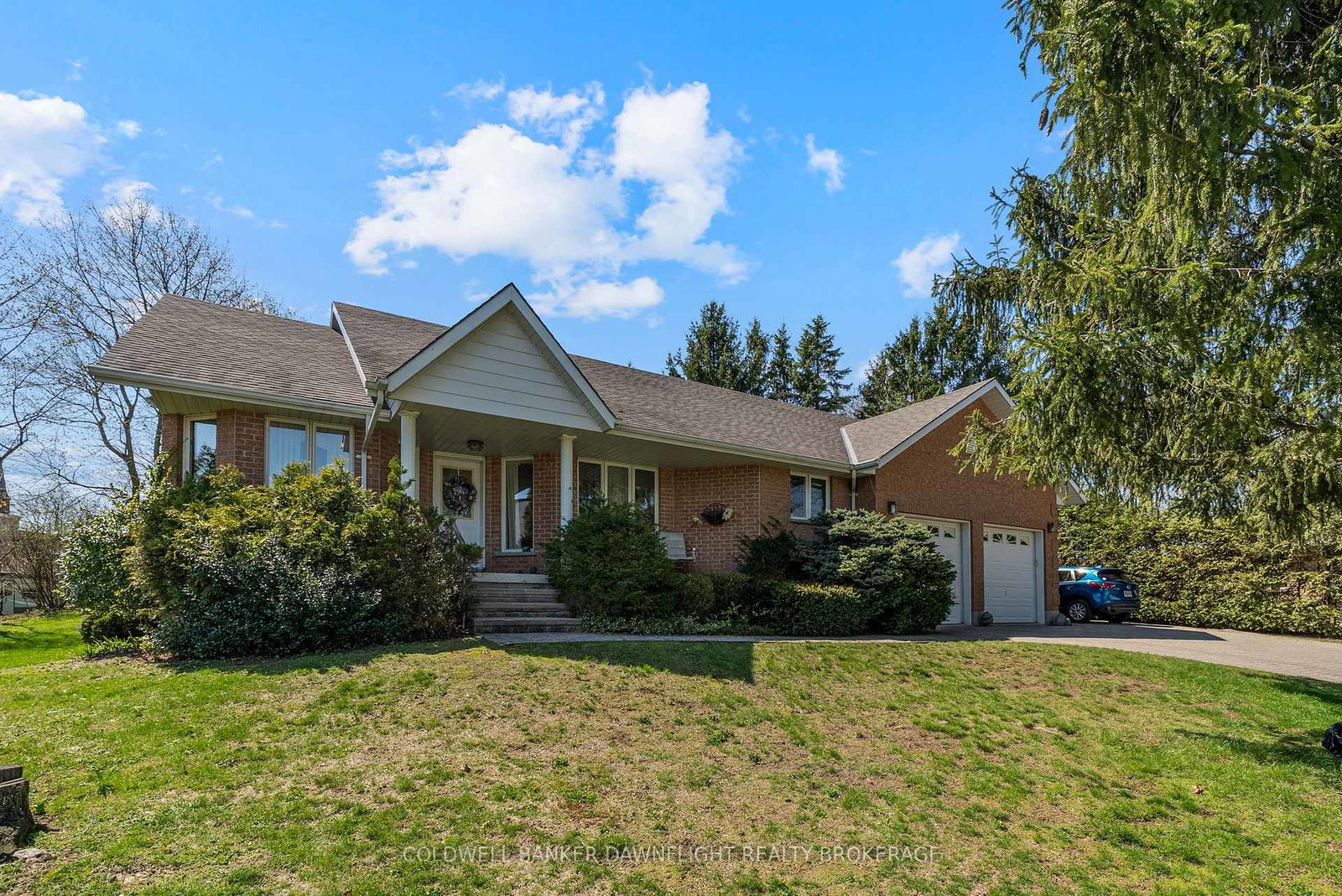6-durand-court-bluewater-ontario-x13046868