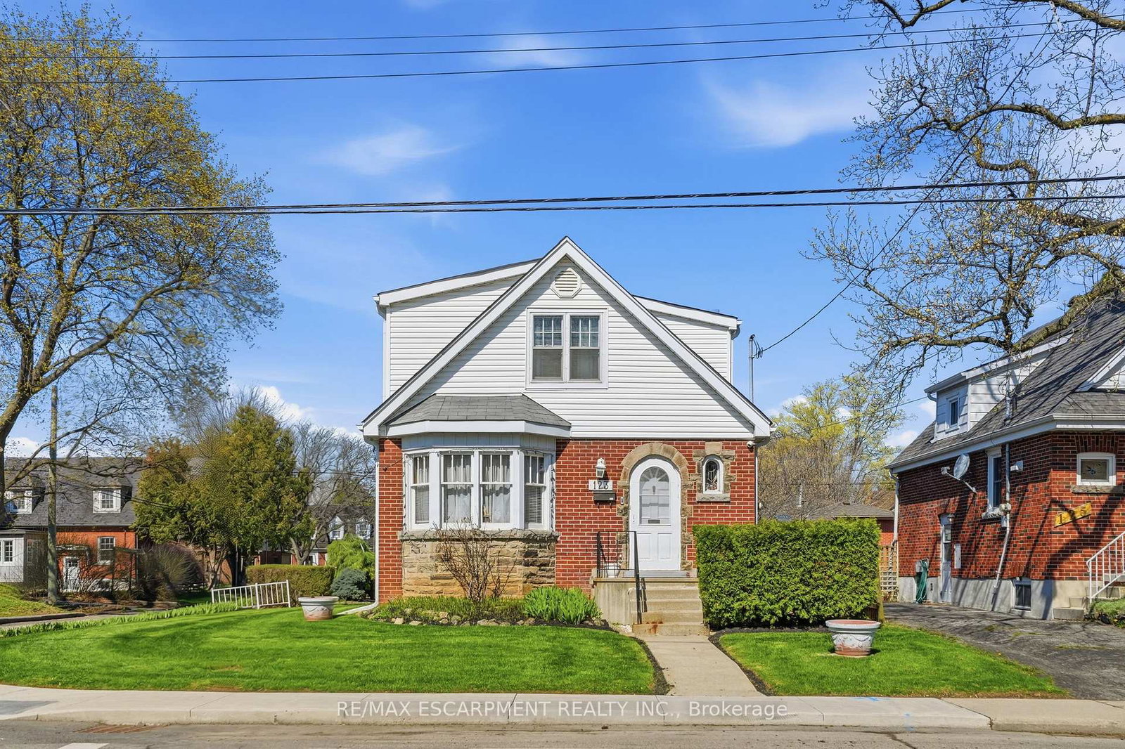 123-longwood-road-n-hamilton-ontario-x13046902