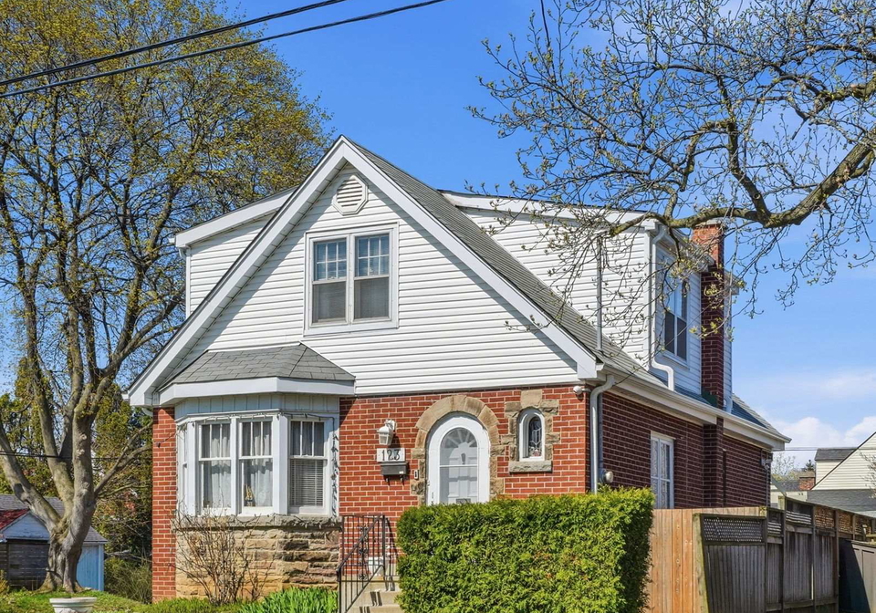 123-longwood-road-n-hamilton-ontario-x13046902