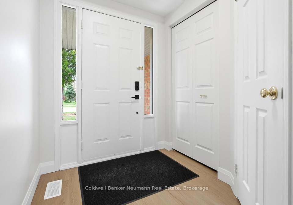 254-silurian-drive-guelph-ontario-x13047004
