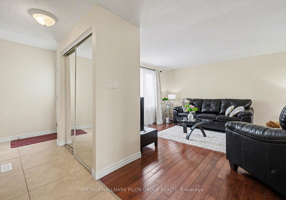 1540-beaverpond-drive-ottawa-ontario-x13047102