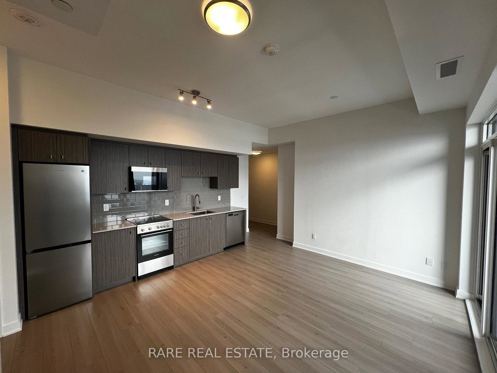 25-wellington-street-kitchener-ontario-x13047178
