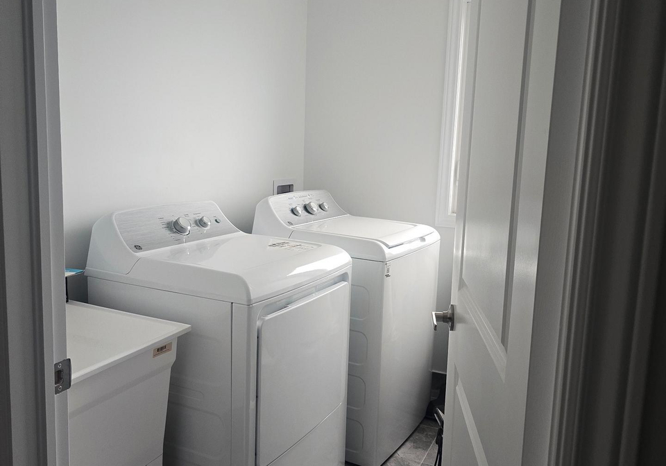 20-lincoln-drive-belleville-ontario-x13047352