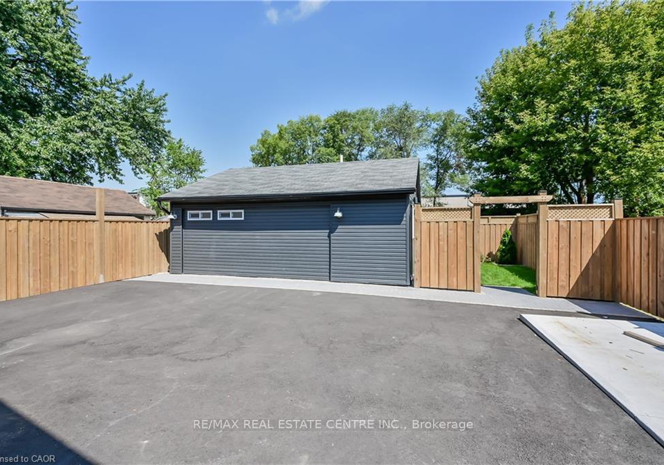 4mahony-avenue-hamilton-ontario-x13047388