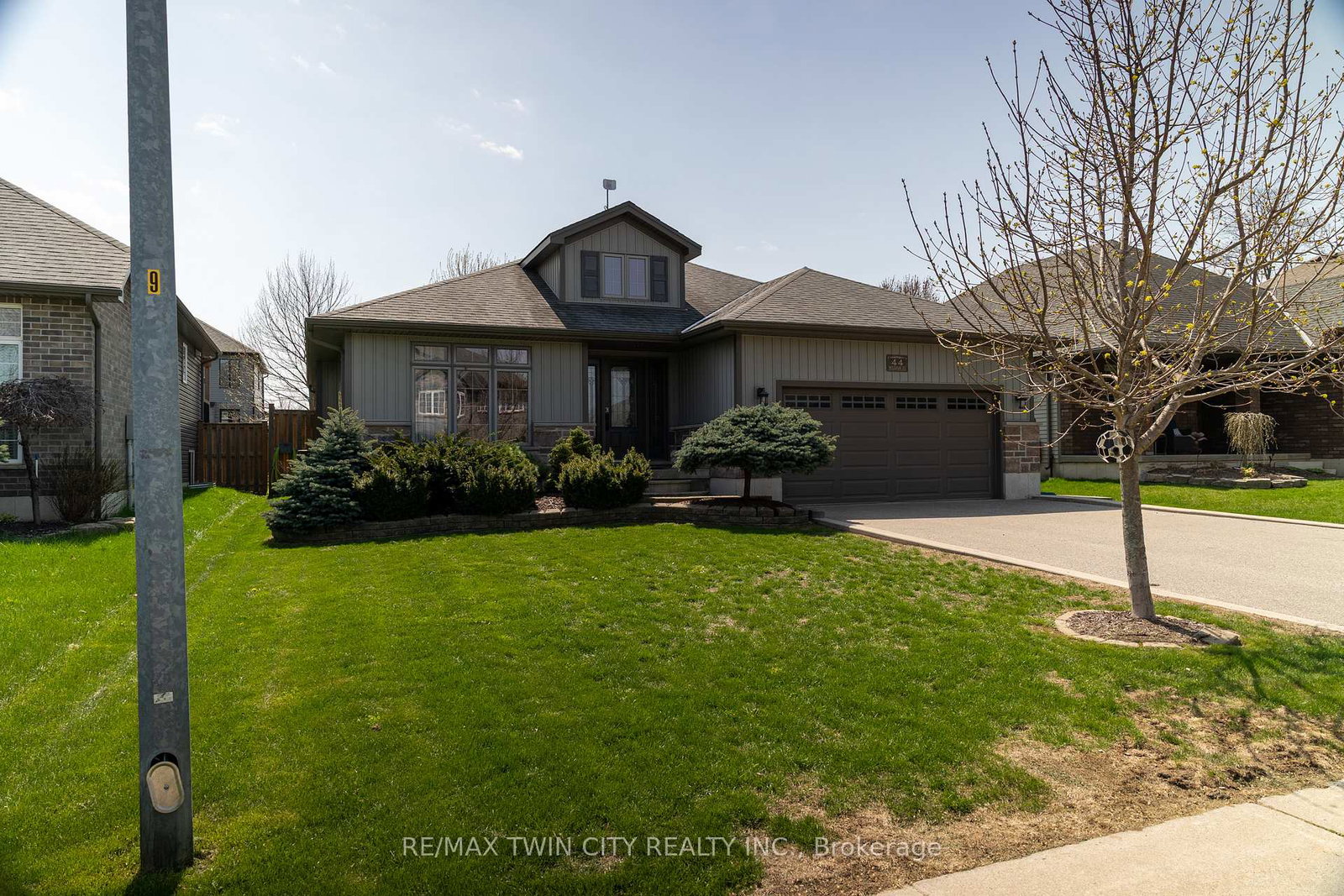 44-william-street-tillsonburg-ontario-x13047480