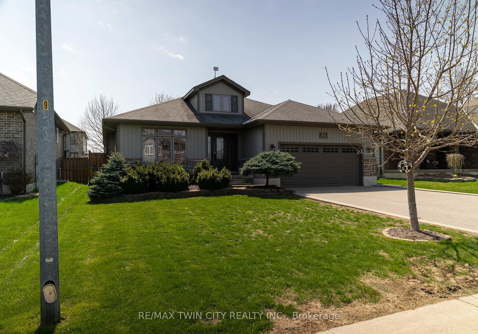 44-william-street-tillsonburg-ontario-x13047480
