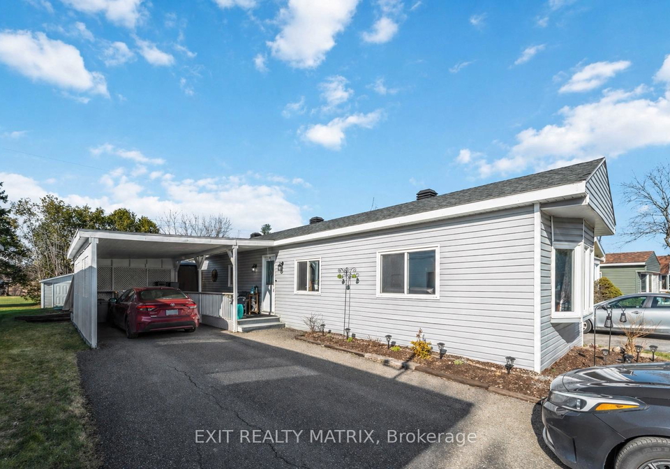 1018-vista-barrett-private-ottawa-ontario-x13047524