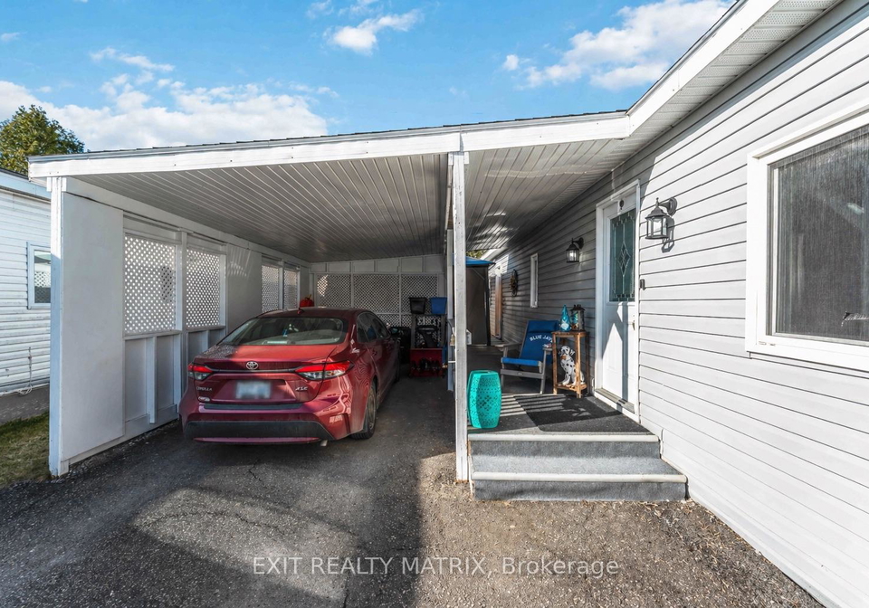 1018-vista-barrett-private-ottawa-ontario-x13047524