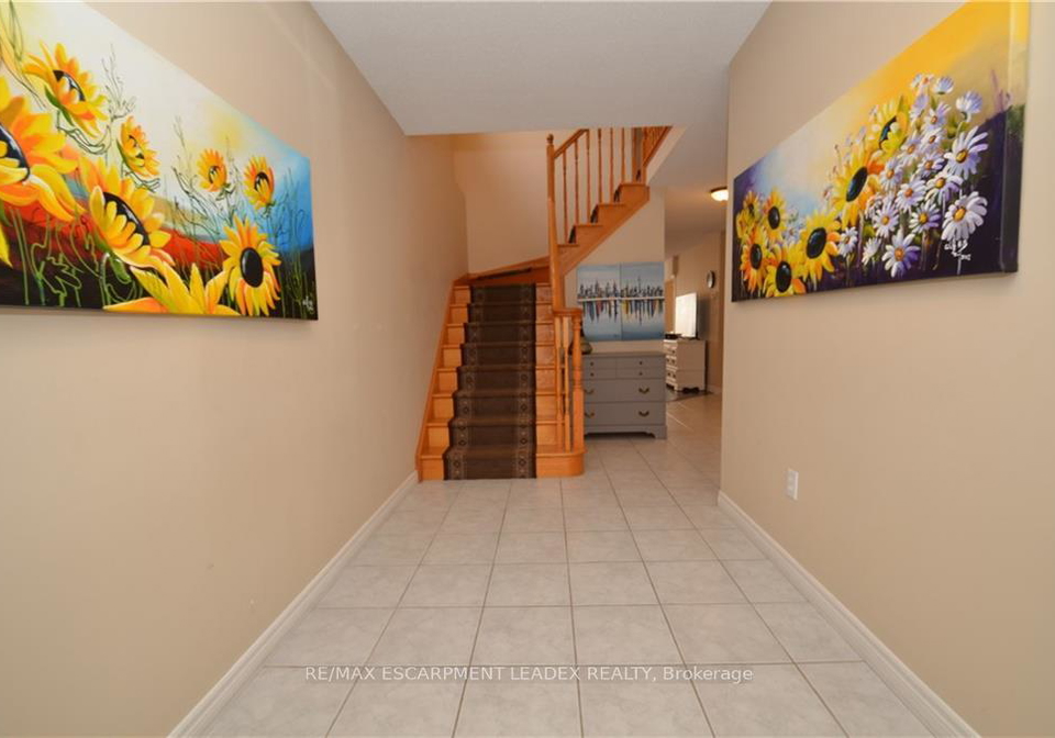 1132-harrogate-drive-hamilton-ontario-x13047796