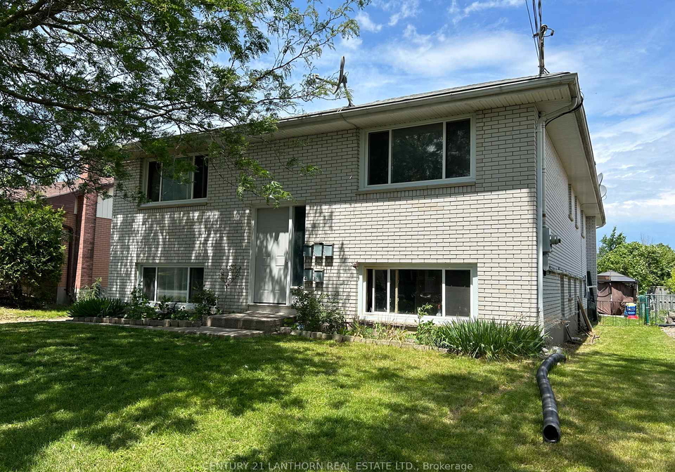 18-union-street-belleville-ontario-x13048014