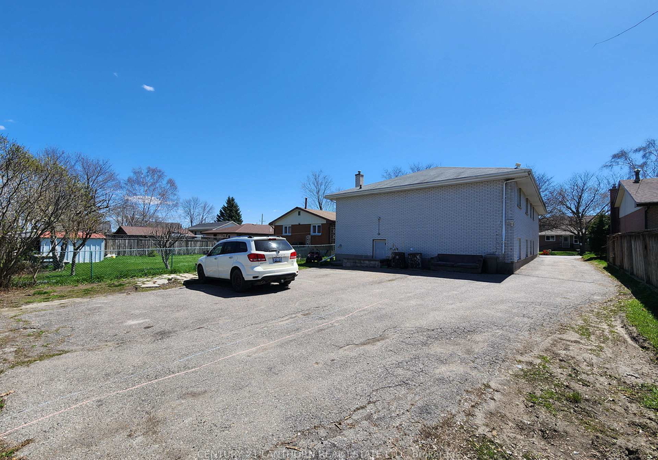 18-union-street-belleville-ontario-x13048014