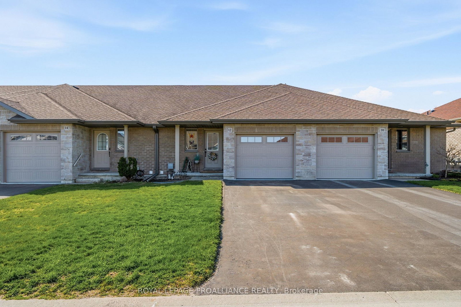 12-cortland-crescent-quinte-west-ontario-x13048116