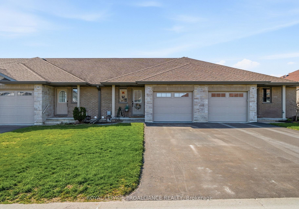 12-cortland-crescent-quinte-west-ontario-x13048116
