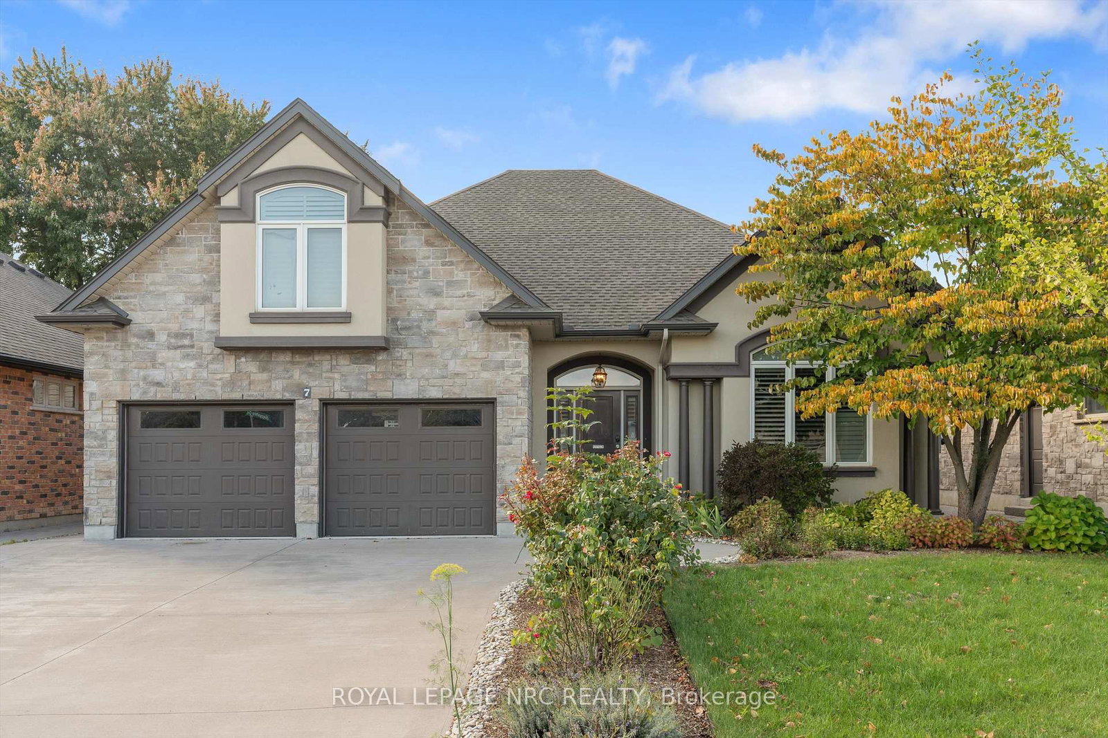 7-sapphire-court-n-st-catharines-ontario-x13048456