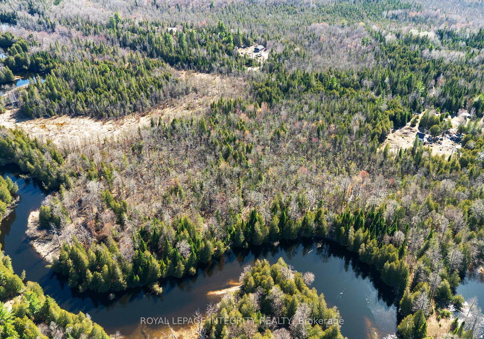 154-proulx-lane-lanark-highlands-ontario-x13049118