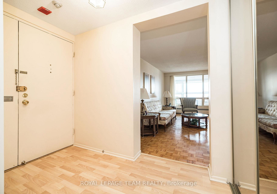 1356-meadowlands-drive-e-ottawa-ontario-x13049176