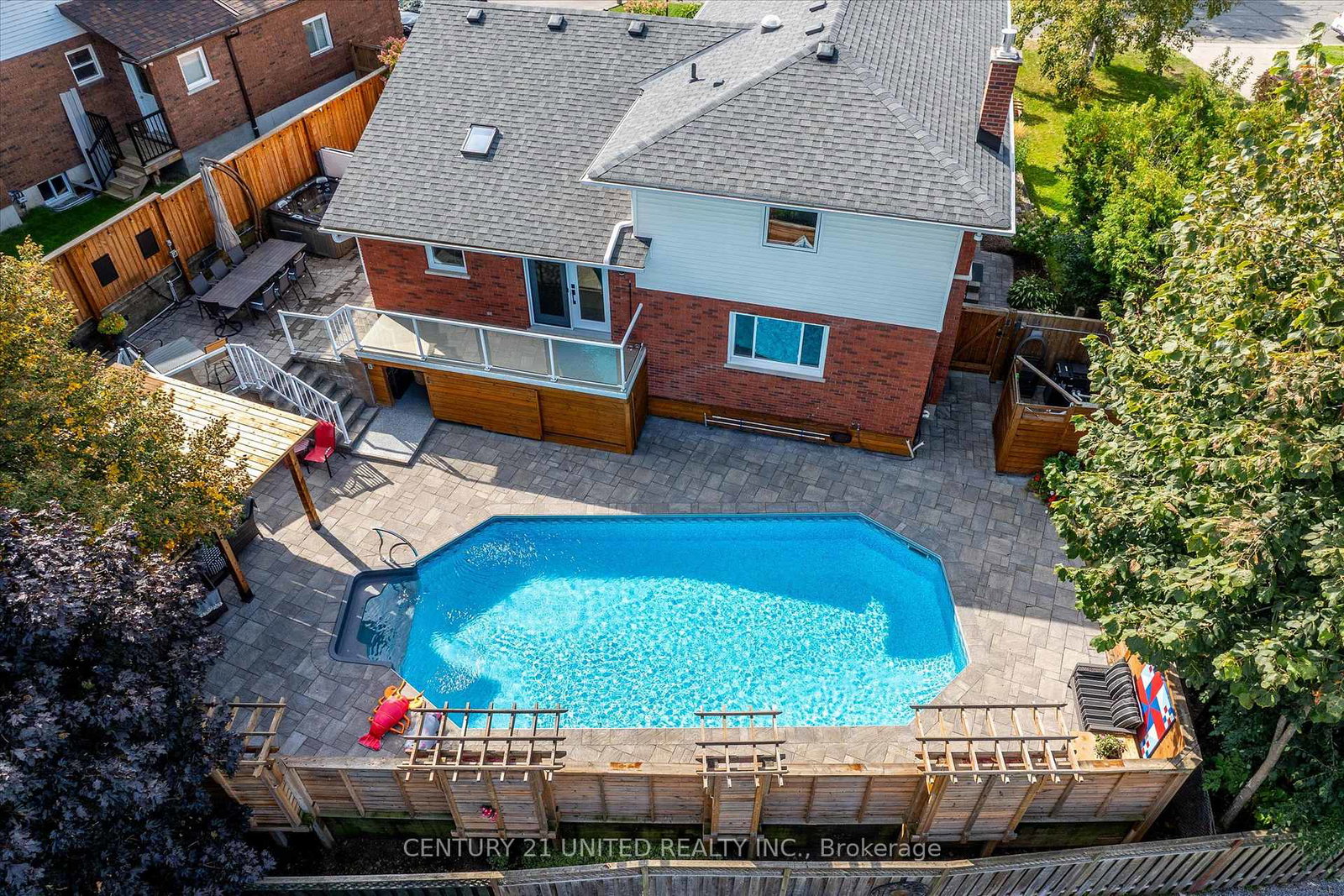 114-oakwood-crescent-peterborough-ontario-x13049238