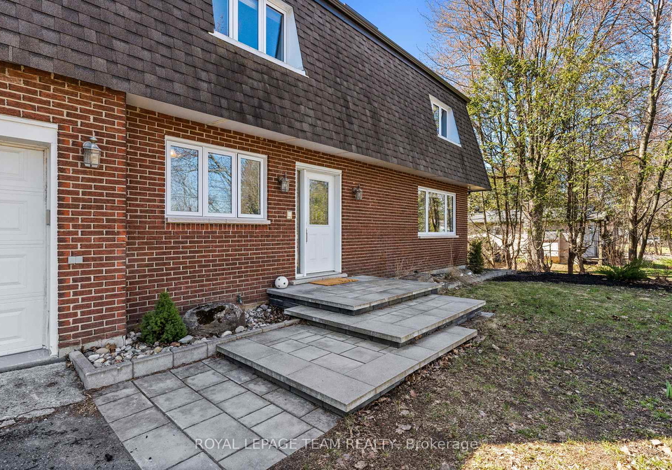 1081-boucher-crescent-ottawa-ontario-x13049262