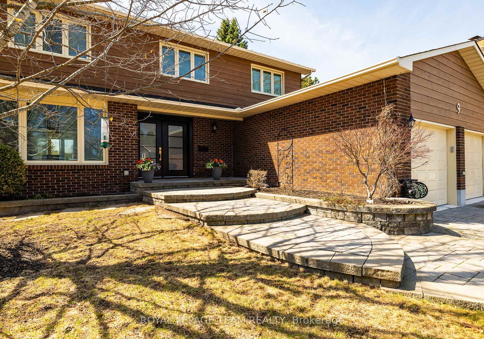 9-casgrain-court-kanata-ontario-x13049986