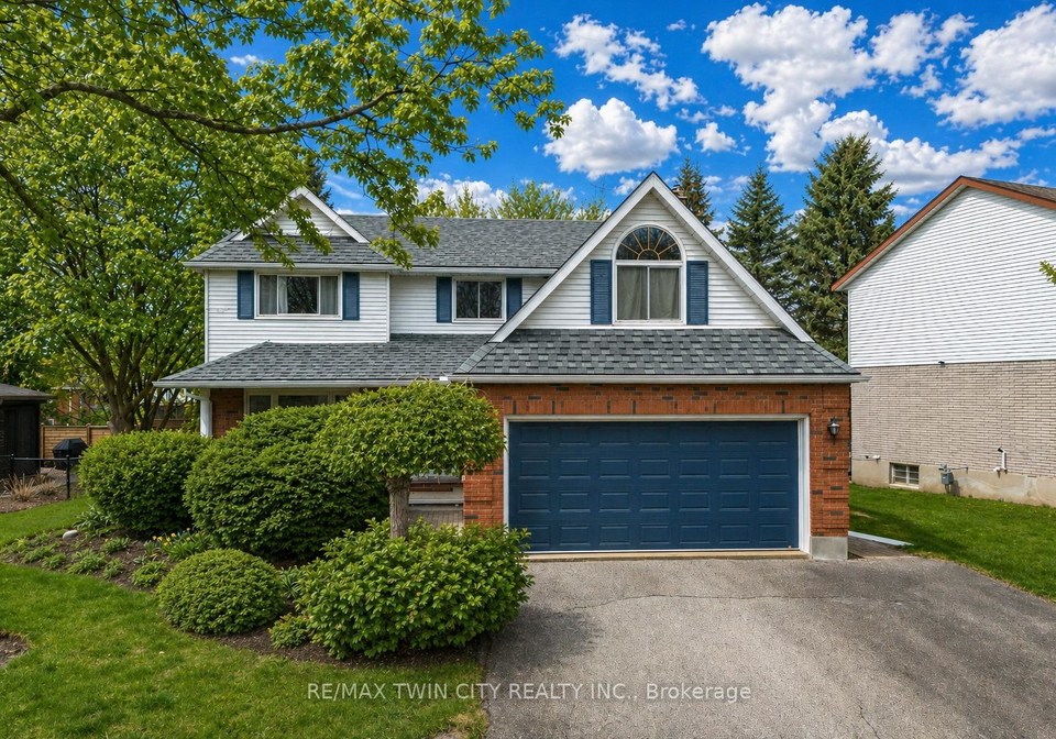 11-darlington-place-kitchener-ontario-x13049988