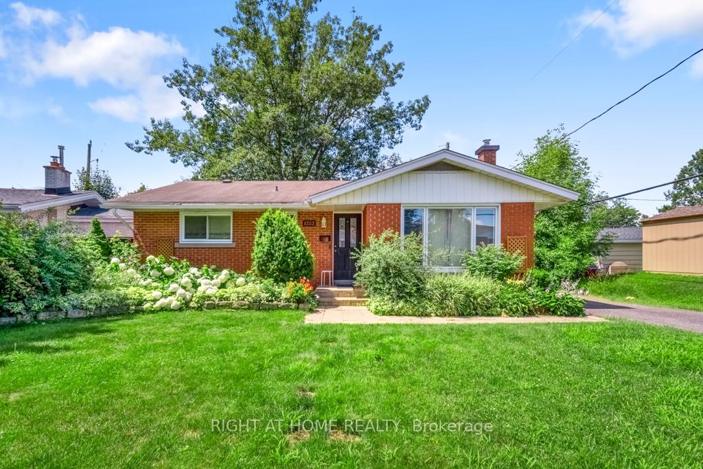 1252-tompkins-street-ottawa-ontario-x13050096