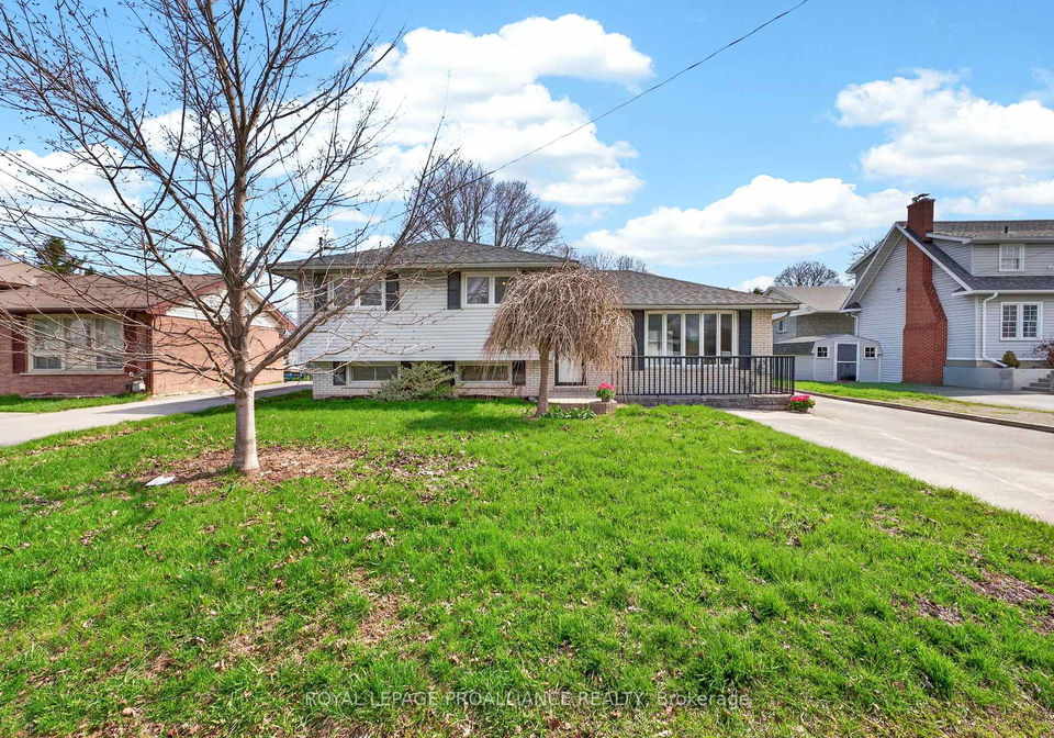521-sidney-street-belleville-ontario-x13050376