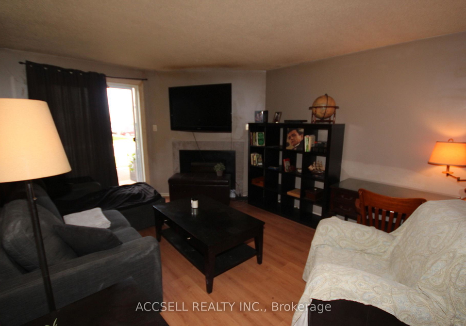 731-deveron-crescent-london-south-ontario-x13051022