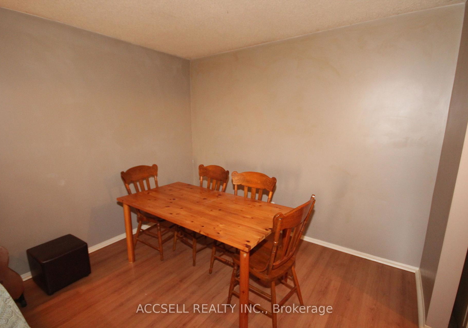 731-deveron-crescent-london-south-ontario-x13051022