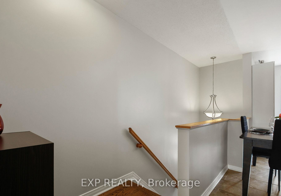 321-wiffen-private-ottawa-ontario-x13051094