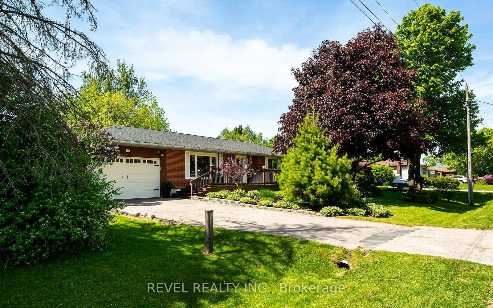 12-victoria-boulevard-east-garafraxa-ontario-x13051128