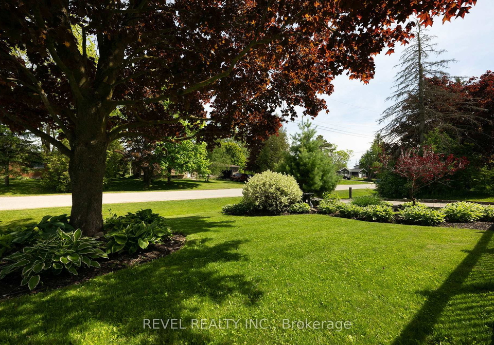 12-victoria-boulevard-east-garafraxa-ontario-x13051128
