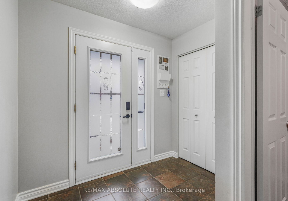 229-mica-crescent-clarence-rockland-ontario-x13051236