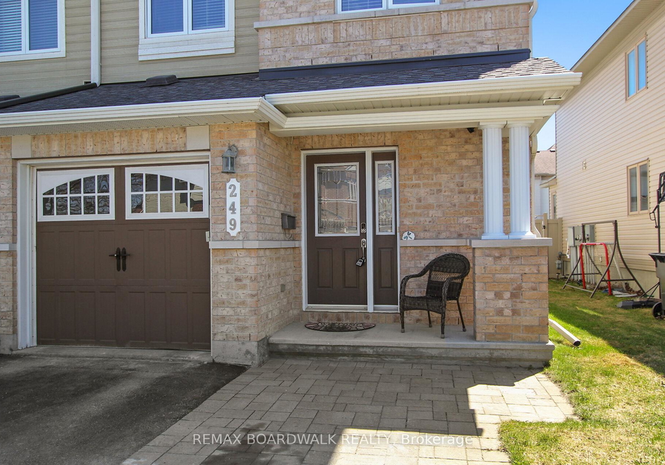 249-garrity-crescent-ottawa-ontario-x13051312