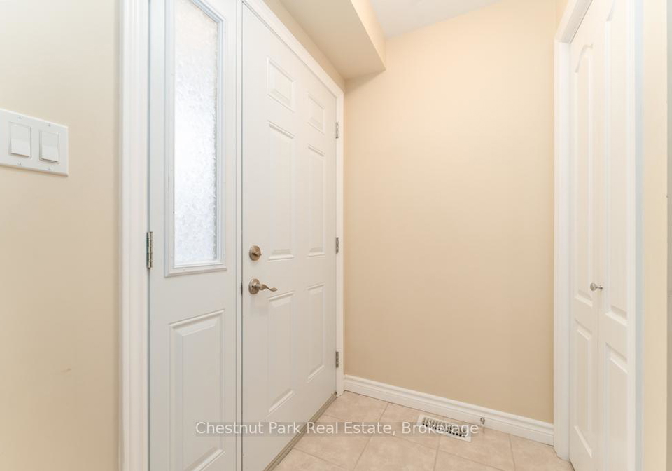 37-silver-street-huntsville-ontario-x13051430