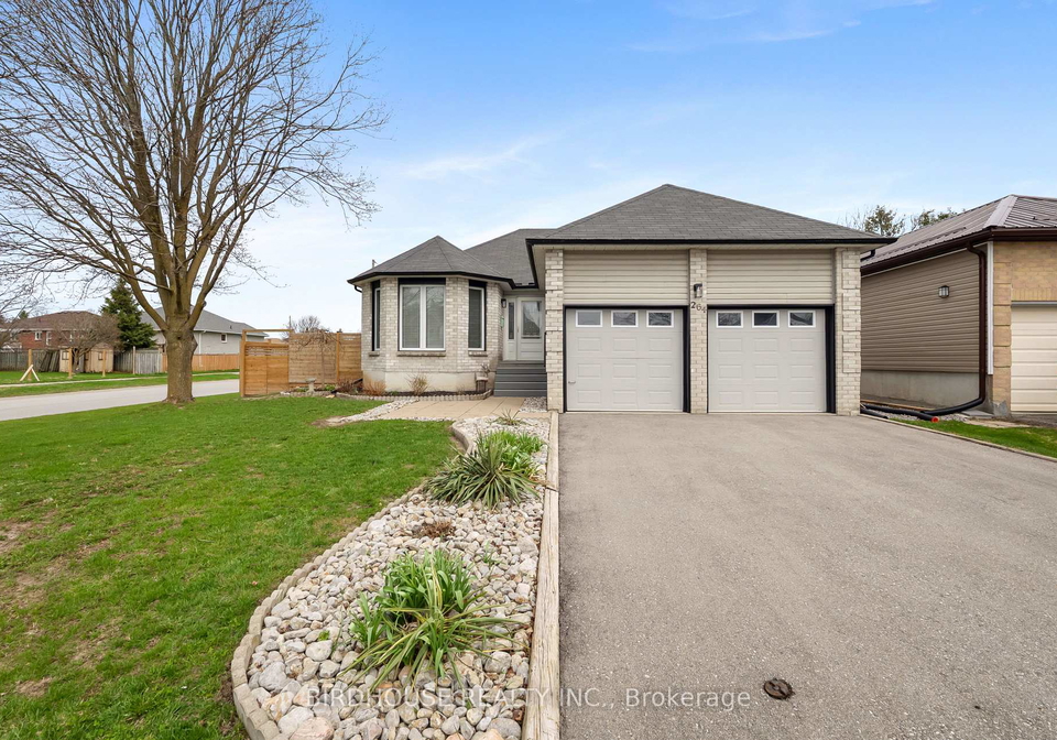264-victoria-avenue-n-kawartha-lakes-ontario-x13051446