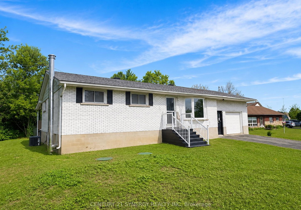 318-county-road-16-elizabethtown-kitley-ontario-x13051562