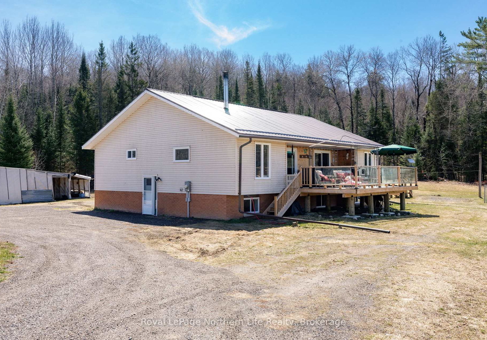 121-bennett-road-parry-sound-remote-area-ontario-x13051606