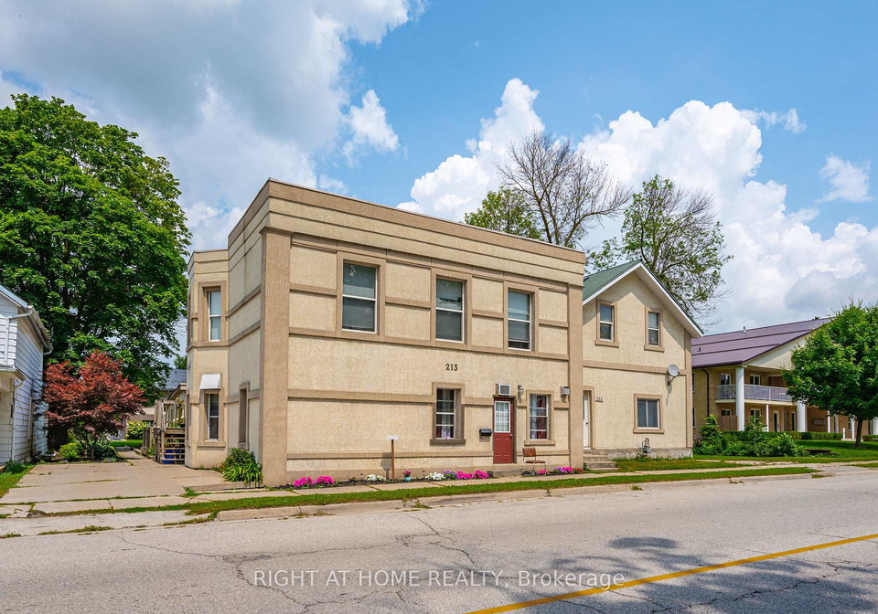 213-main-street-e-minto-ontario-x13051964