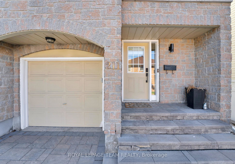 211-westvalley-private-ottawa-ontario-x13052102