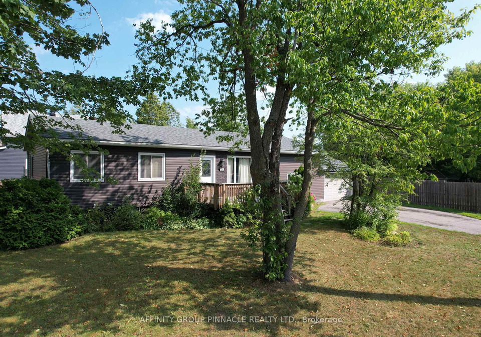 221-dill-street-bracebridge-ontario-x13052286