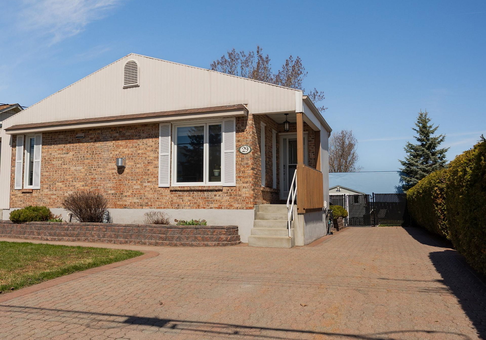 29-kincardine-street-w-north-glengarry-ontario-x13052350
