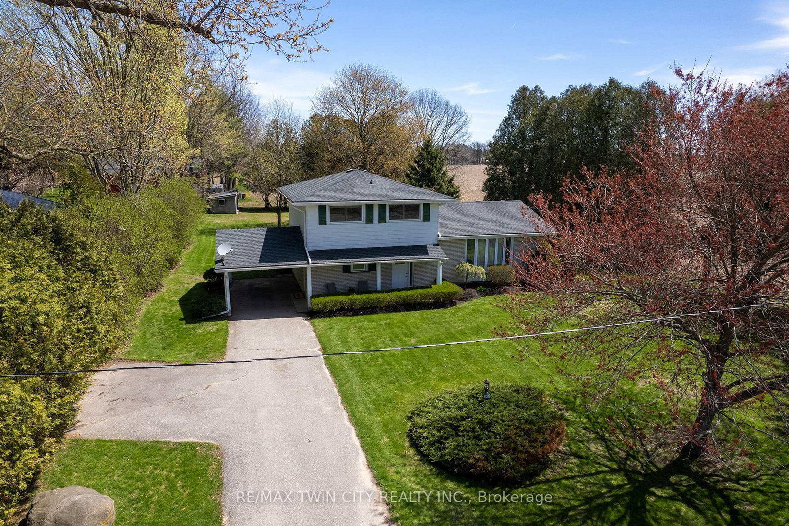 638-oak-park-road-brant-ontario-x13052442