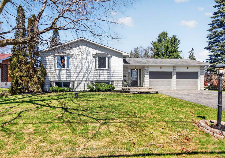 103-christopher-hamilton-street-ottawa-ontario-x13052856