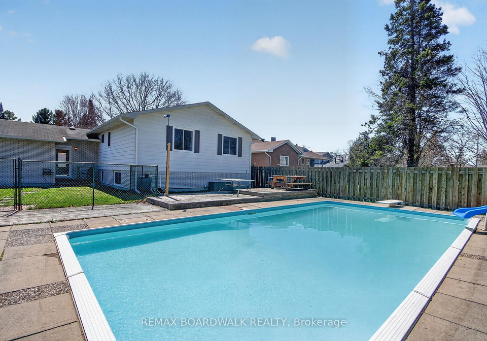 103-christopher-hamilton-street-ottawa-ontario-x13052856