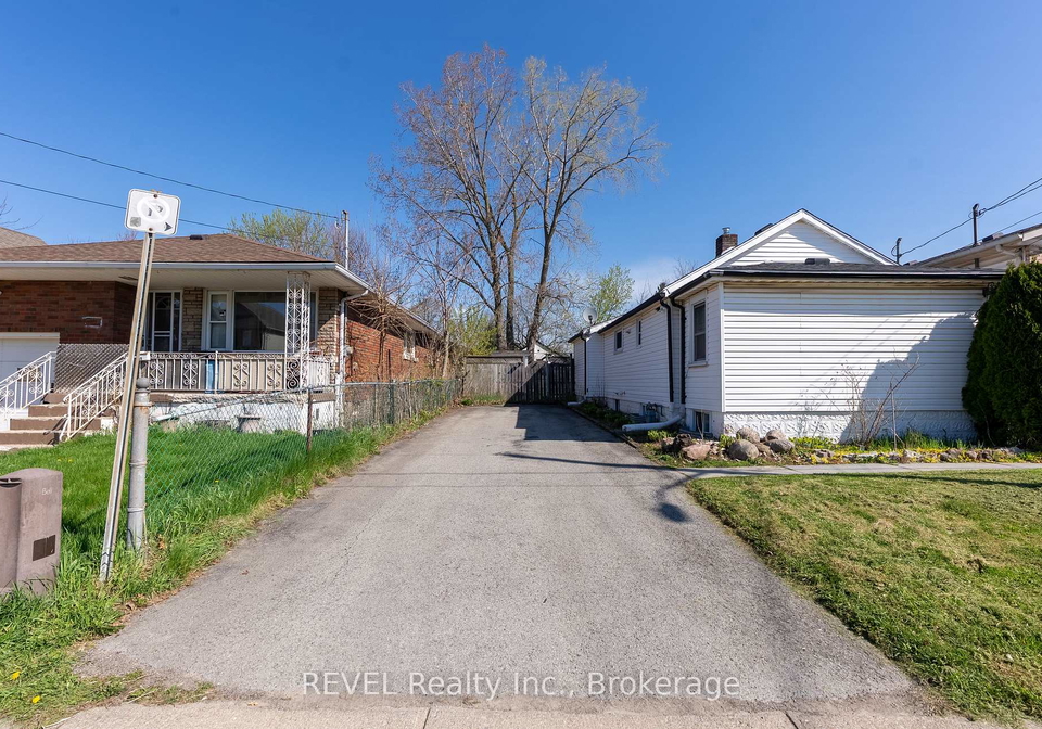 6251-ash-street-niagara-falls-ontario-x13052868