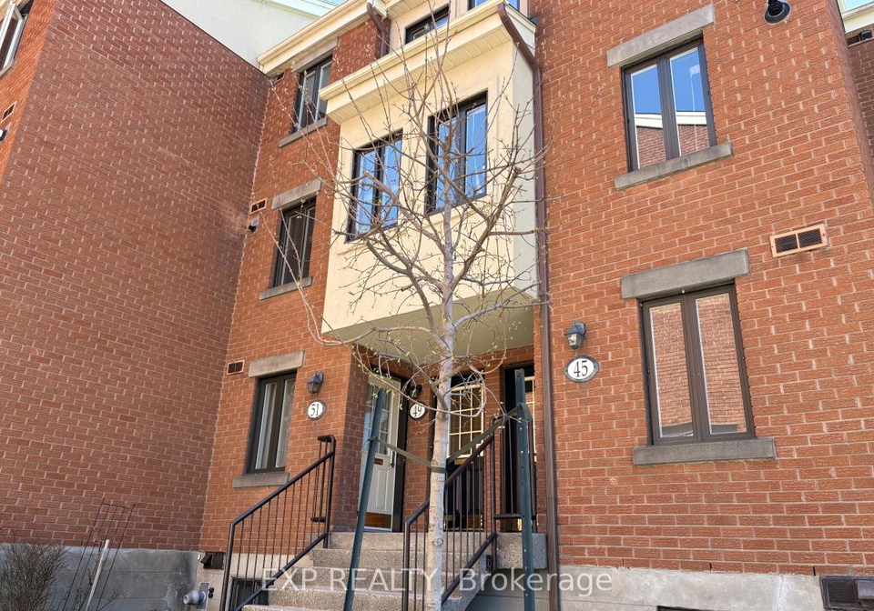 45-crispin-private-n-ottawa-ontario-x13052884