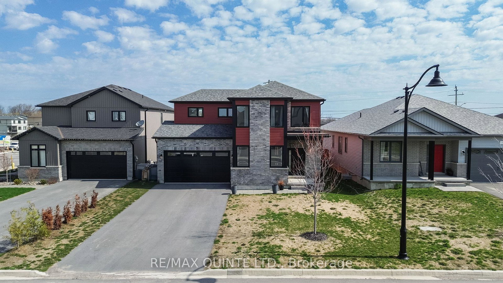 7-allen-street-prince-edward-county-ontario-x13052914