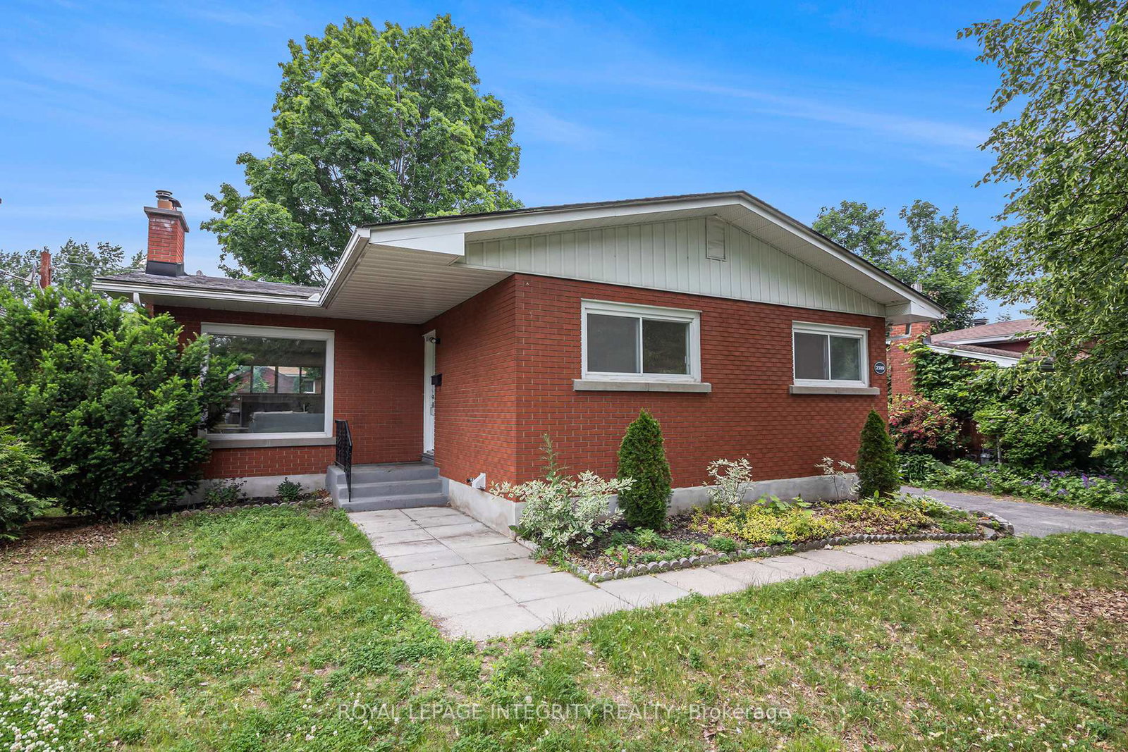 2389-sheldon-avenue-n-ottawa-ontario-x13052956
