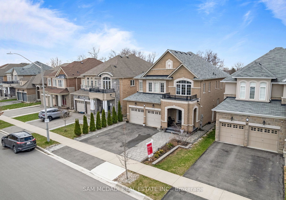 23-chaumont-drive-hamilton-ontario-x13052968